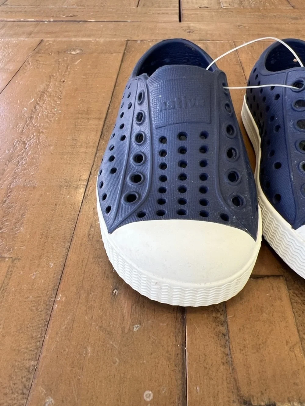 Native Jefferson cadet blue waterproof slip on sneaker sandals kids 6